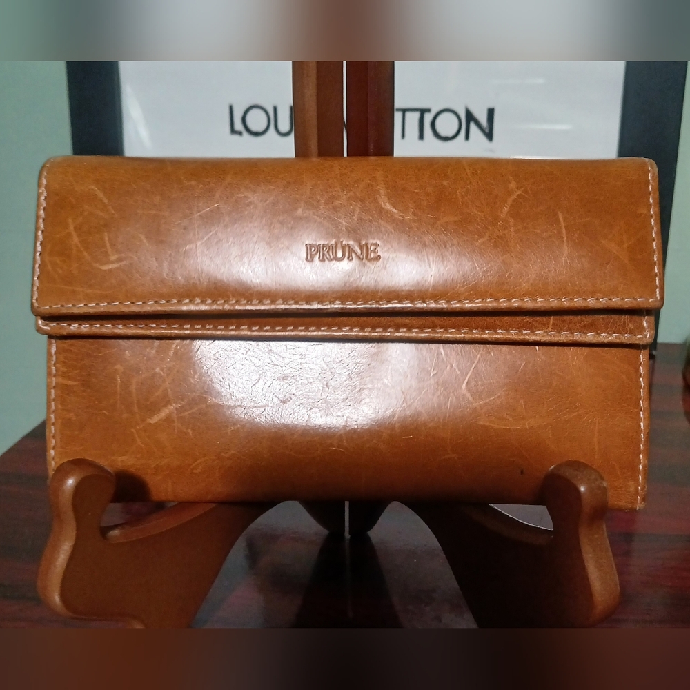 EUC Prüne Leather Wallet